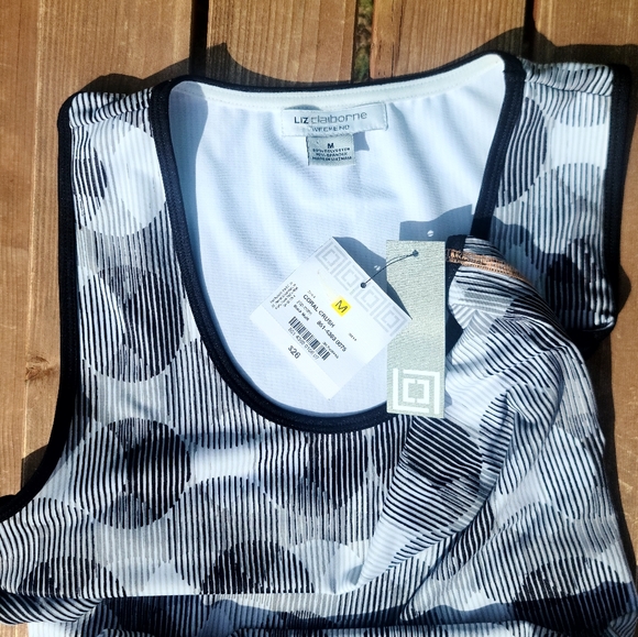 2pc bundle- Liz Claiborne sweater/top - Picture 6 of 7